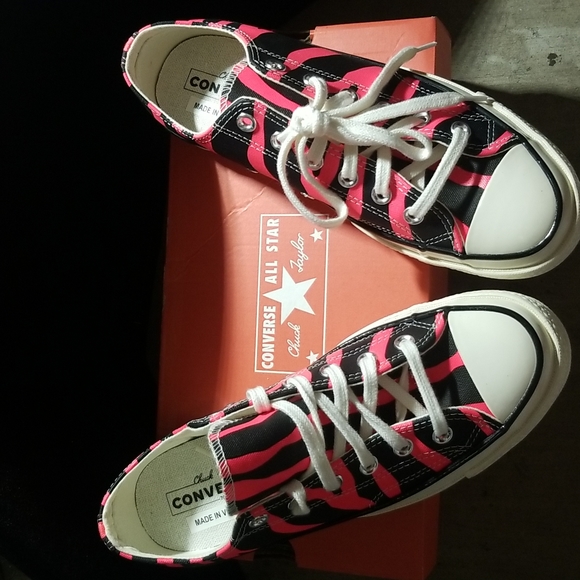 NIB authentic CONVERSE ARCHIVE PRINT CHUCK 70 OX BLACK/RACER/PINK/EGRET - Picture 9 of 11